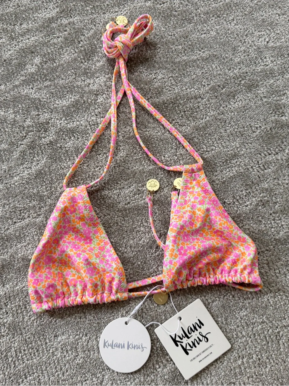 NWT Kulani Kinis Halter Bralette Bikini Top ONLY in Champagne Blossom Medium